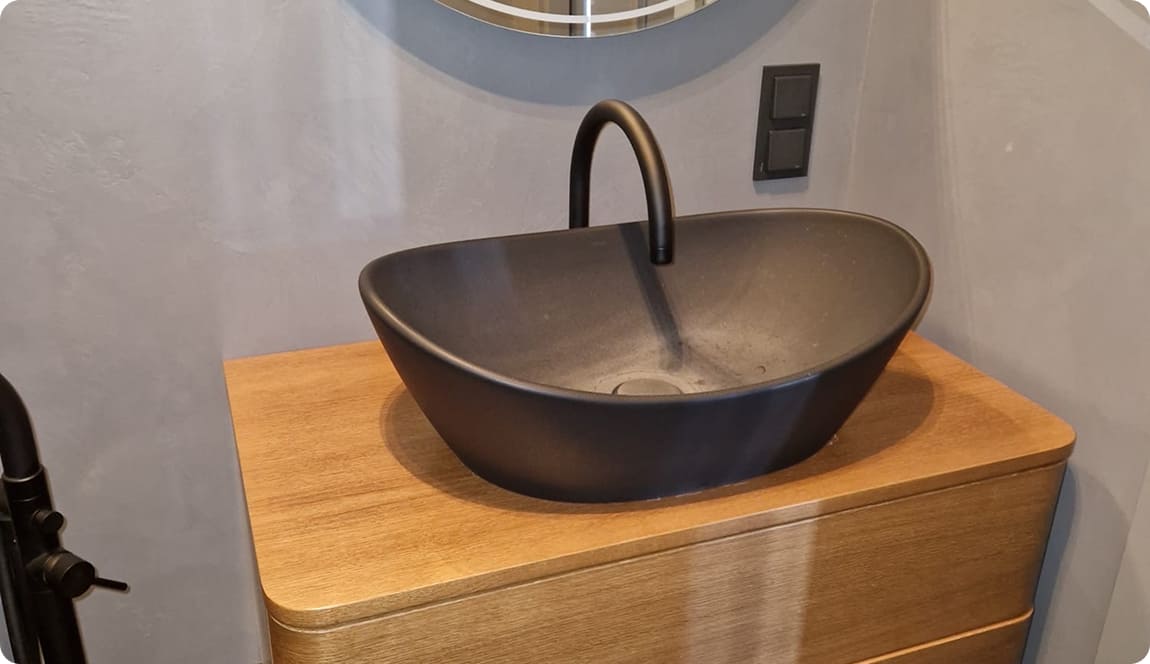 {{ images.BKTXfdoqkV.alt }}