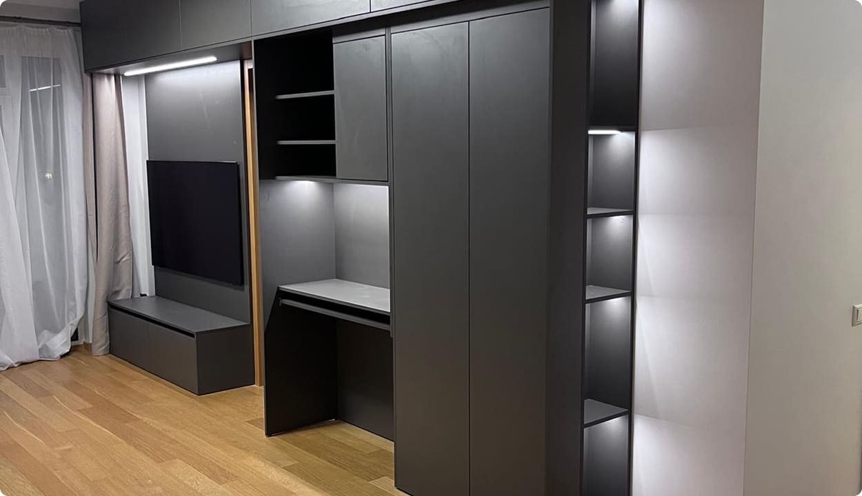 {{ images.ARyqIMpnpU.alt }}