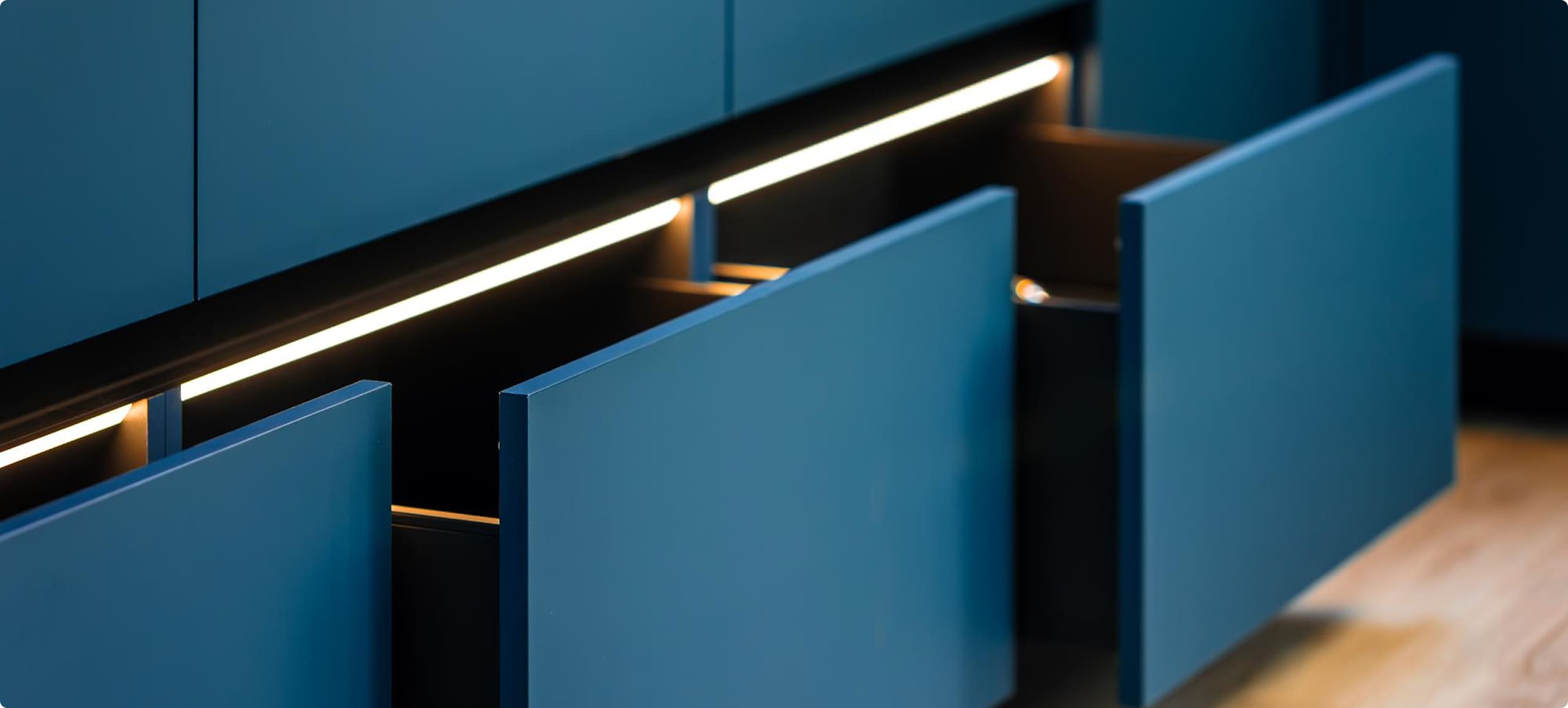 {{ images.rvEcotmmbz.alt }}