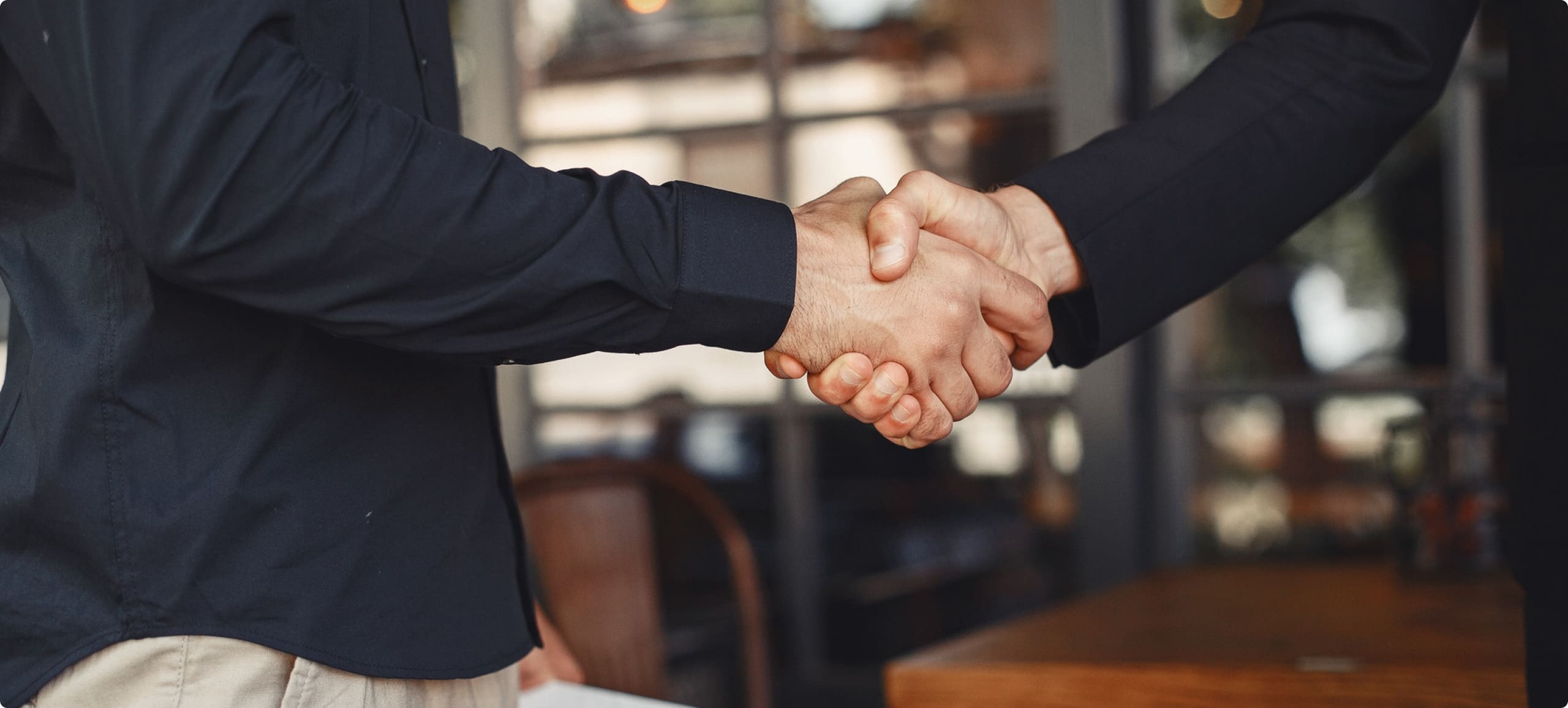 {{ images.FtfpoJwdtC.alt }}